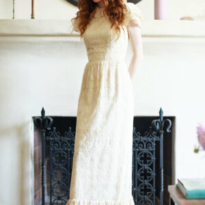 Your Guide To Planning A Beautiful, Sustainable Wedding Vintage Wedding Dress From Spanish Moss For Sustainable Wedding