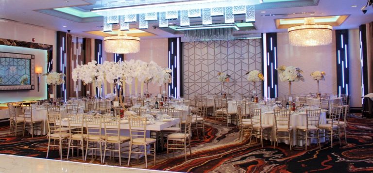 De Luxe Banquet Hall In Los Angeles - Elegant Wedding Venue