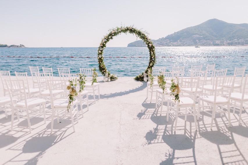 destination wedding theme